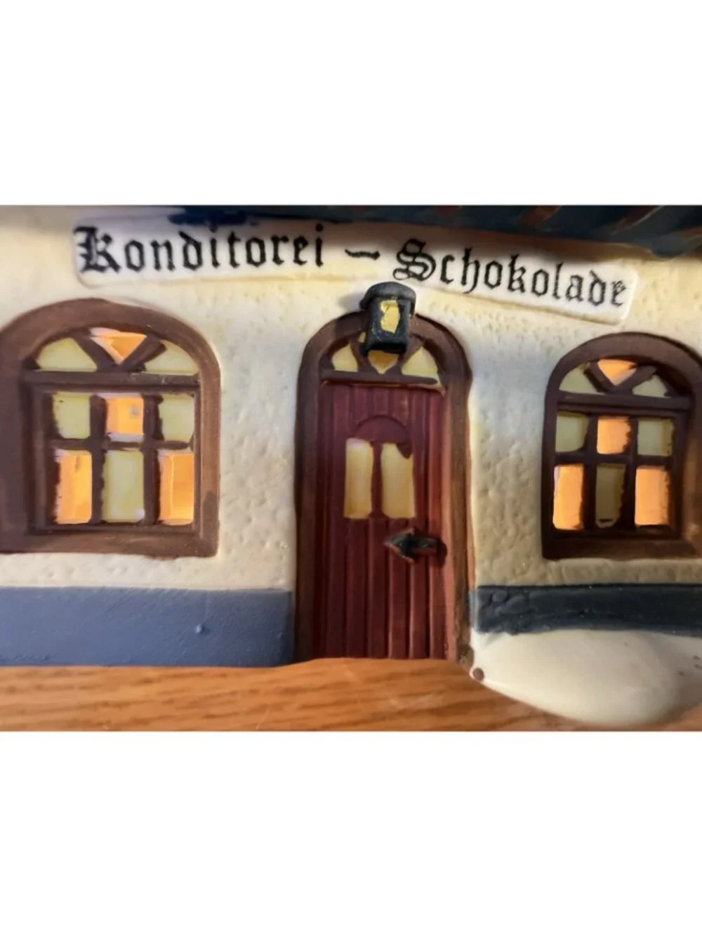 Dept 56 Alpine Village 1994 Bakery And Chocolate Shop 5614-6 Christmas Village